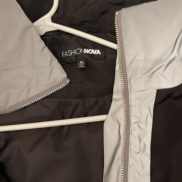 Oversized rain jacket - Picture 7 of 10